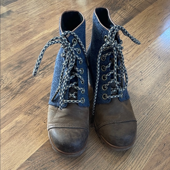 Sorel Blue and Brown Joan of Arctic Wedged Booties - Picture 7 of 8